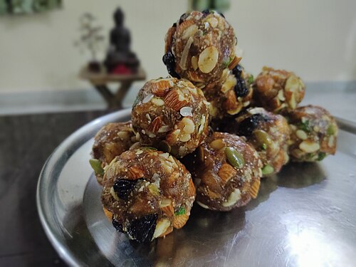 Dry Fruit Laddu